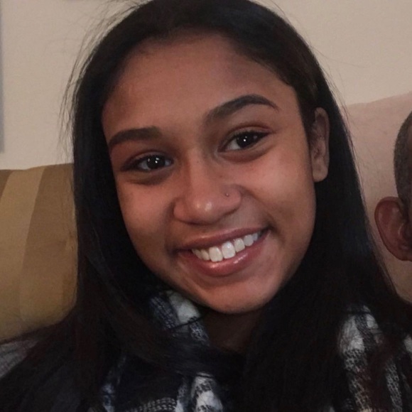 Meet your Posher, Joi - Picture 1 of 1